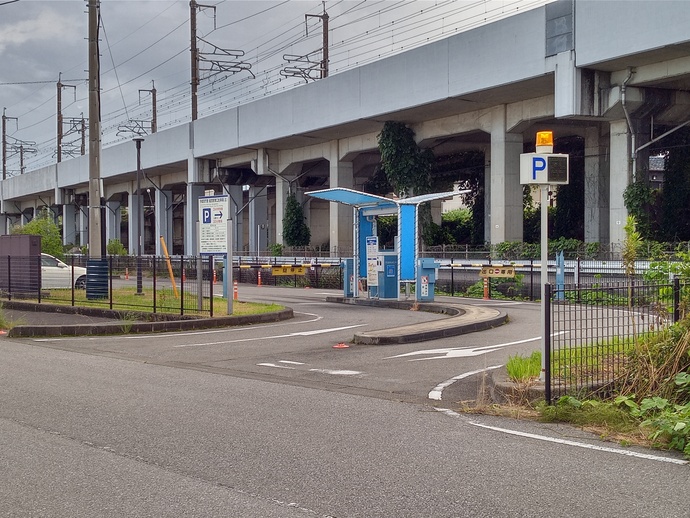 宇都宮市営雀宮駅東口駐車場北口の写真