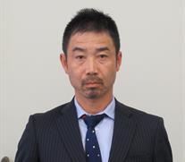 手塚 誠