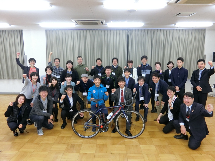 11月1日（金曜日）宮の朝活第14弾第2回　講師を囲んでの集合写真 