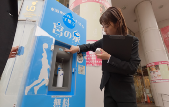 豊郷地区市民センターでの撮影の様子