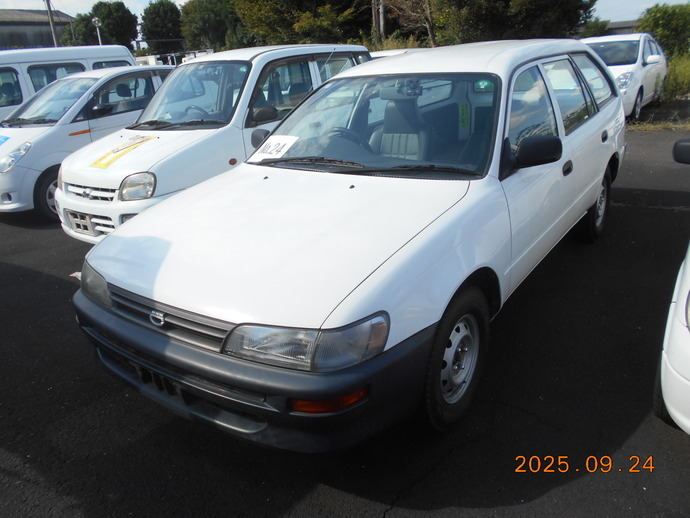 旧公用車（トヨタ　カローラバン）