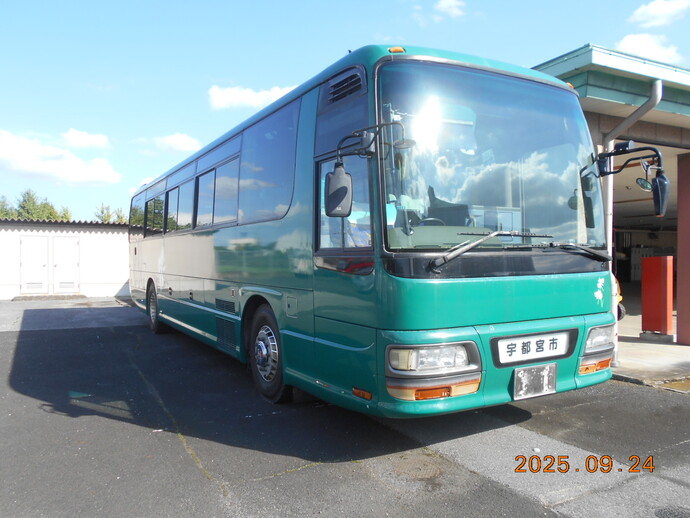 旧公用車【ジャンク品】（大型バス　いすゞ　ガーラ）