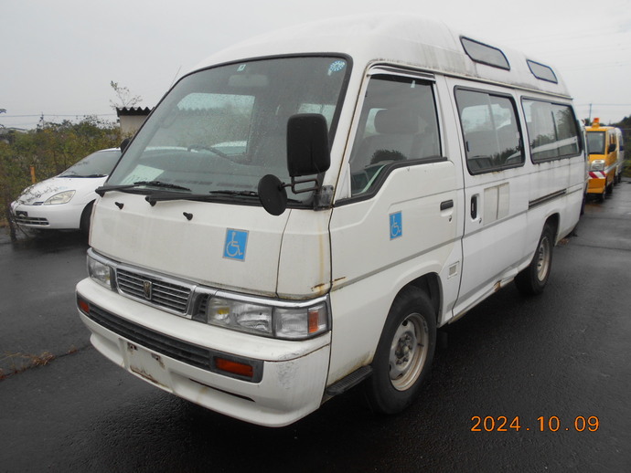 旧公用車【ジャンク品】（日産　キャラバン）