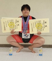 久野　愛莉