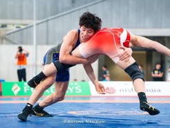 新井　陸人
