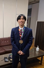 矢野　絢心