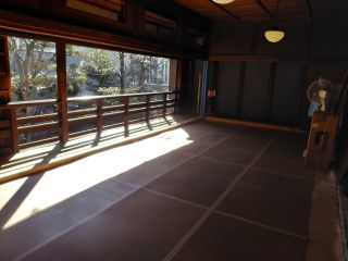 足場の設置と内部養生4