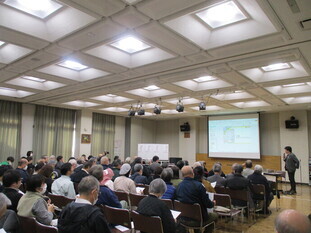 シンポジウムのようす