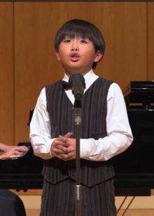 新村　京介