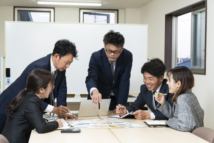 株式会社ユーユーワールド
