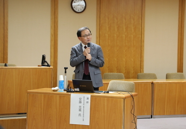 議員研修会の様子